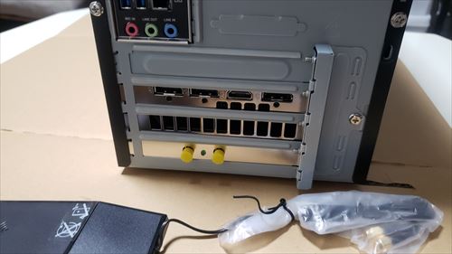 初めての無線LANボード取付。PCはマウスコンピュータのデスクトップ